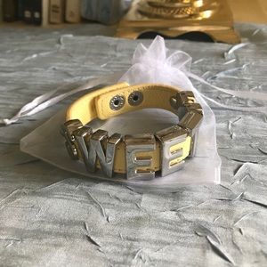 sweet little bracelet 💛